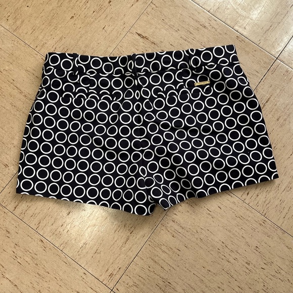 Michael Kors shorts size 10 - Picture 2 of 4